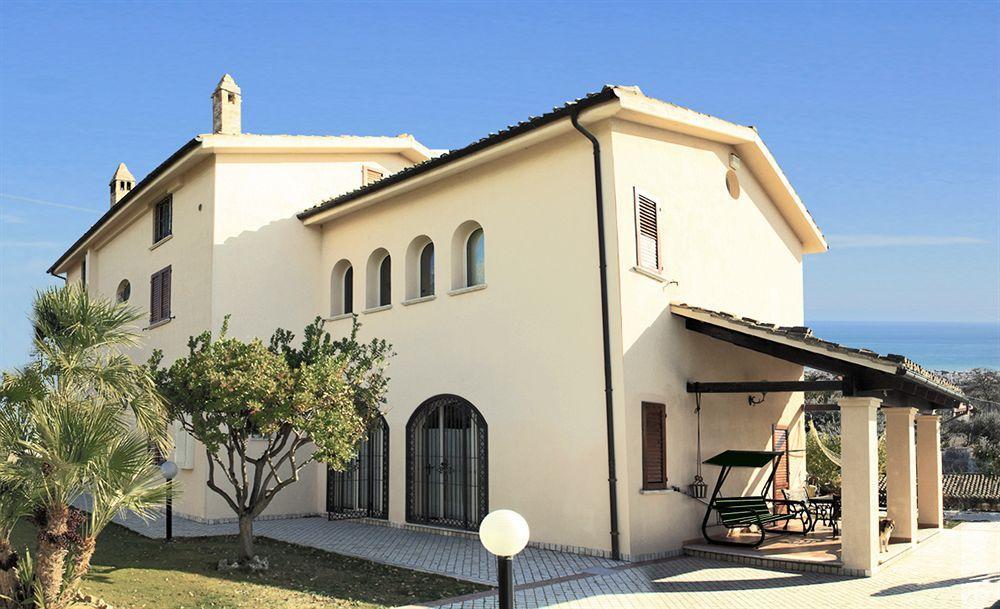 B&B Villa Floriana Tortoreto Екстериор снимка