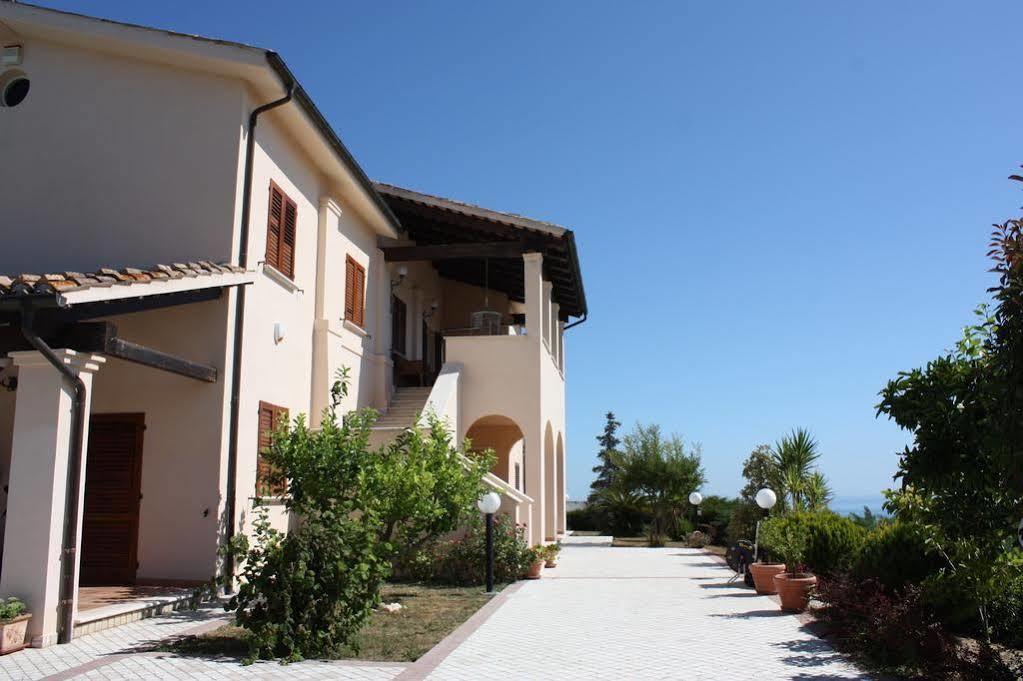 B&B Villa Floriana Tortoreto Екстериор снимка